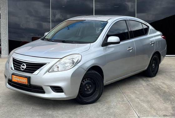 NISSAN VERSA 1.6 16V FLEX SV 4P MANUAL